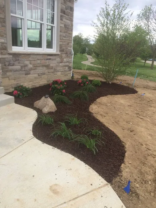 DK Lawn Care & Curbing Picture 6