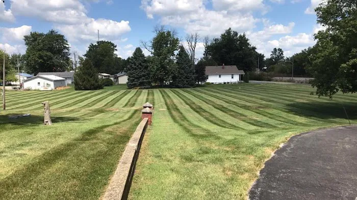DK Lawn Care & Curbing Picture 5