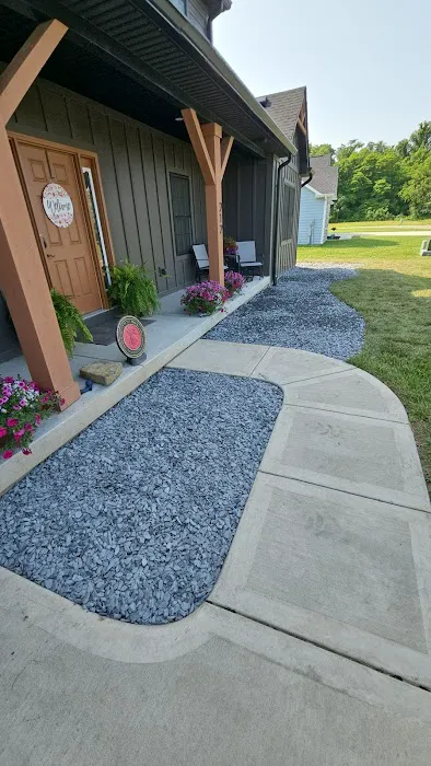 JBH Lawn & Landscaping Picture 4