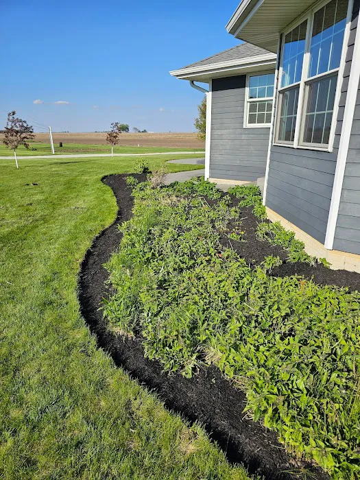 JBH Lawn & Landscaping Picture 2