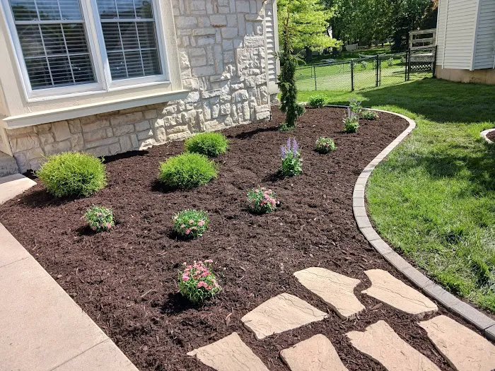 Shovel & Spade Landscaping Picture 4
