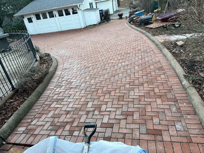 Brookside Landscapes Picture 10