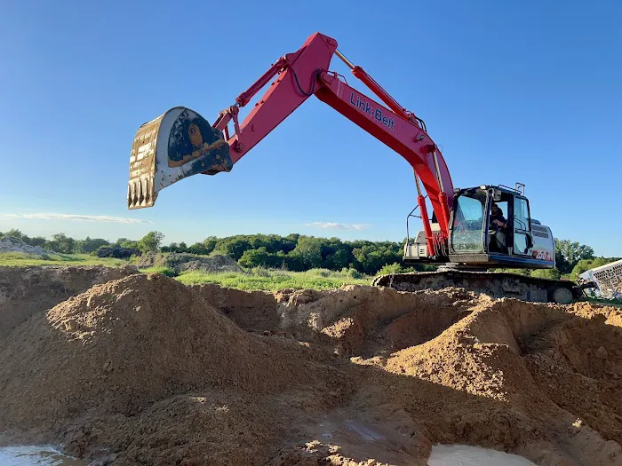 Renfrow Landscape Supply & Excavating Picture 1