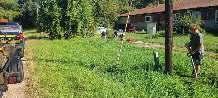Warren's Lawn Service LLC Picture 2