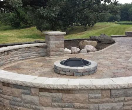 Robert's Landscaping and Construction