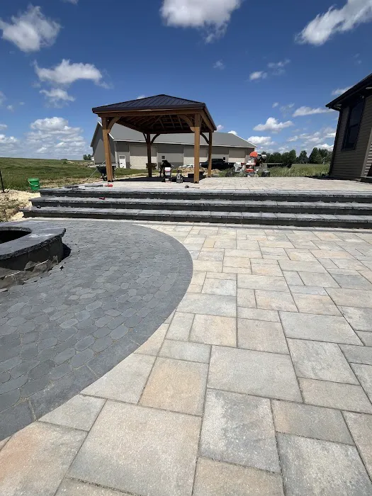 KMH Landscaping Picture 8