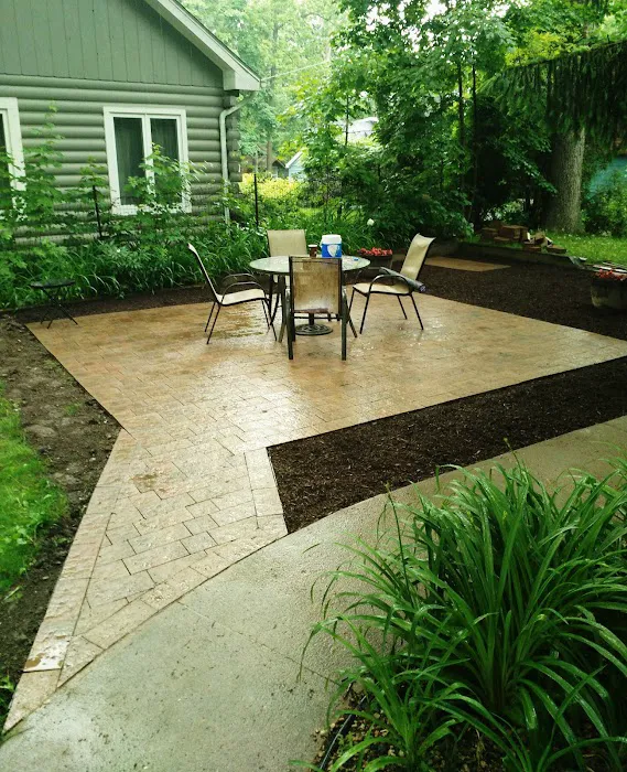 KMH Landscaping Picture 4