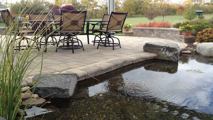 Crimson Valley Landscaping Picture 6