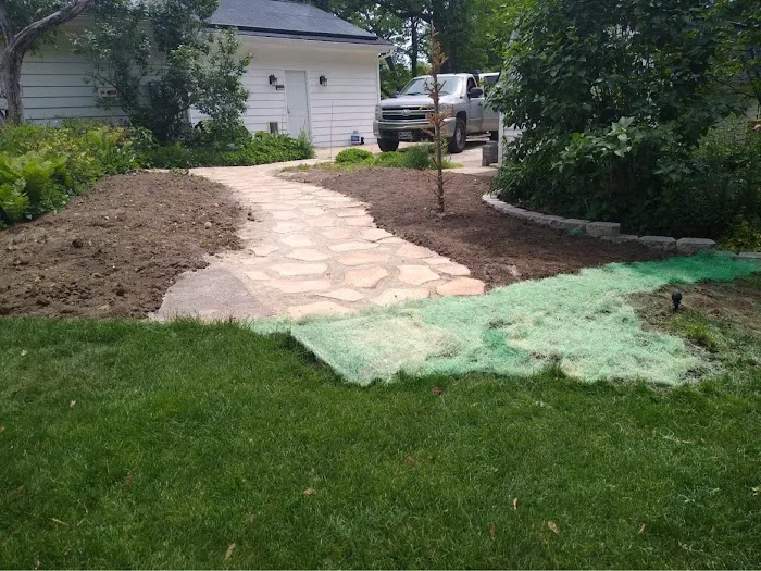 D & D Brothers Landscaping Picture 1