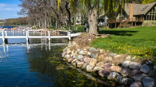 Roy's Lawn Care & Landscaping Picture 1