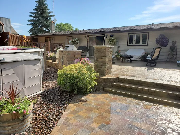 Duran's Landscaping & Services LLC Picture 2