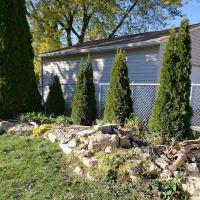 Janice's Maintenance Care Landscaping ico
