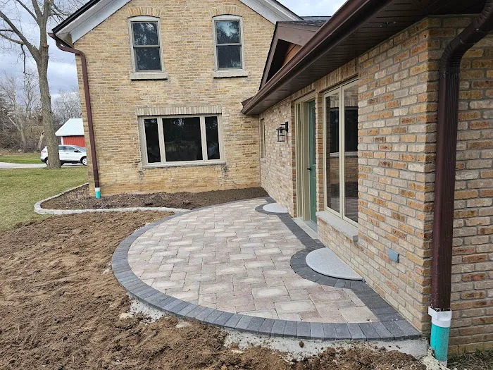 VM Landscaping and Snow Removal Picture 10