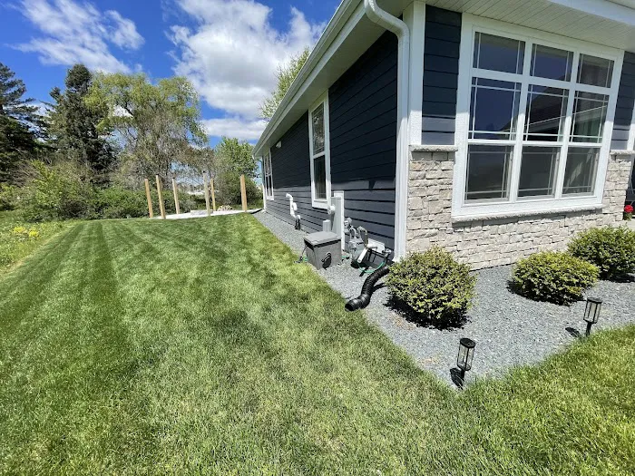VM Landscaping and Snow Removal Picture 8