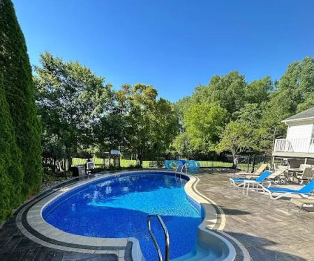 Laue's Landscapes & Design Solutions