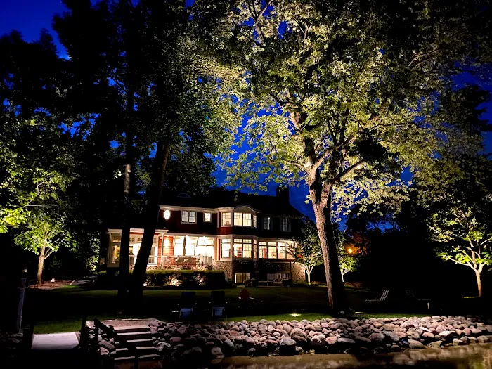 Night Owl Landscape Lighting Picture 6