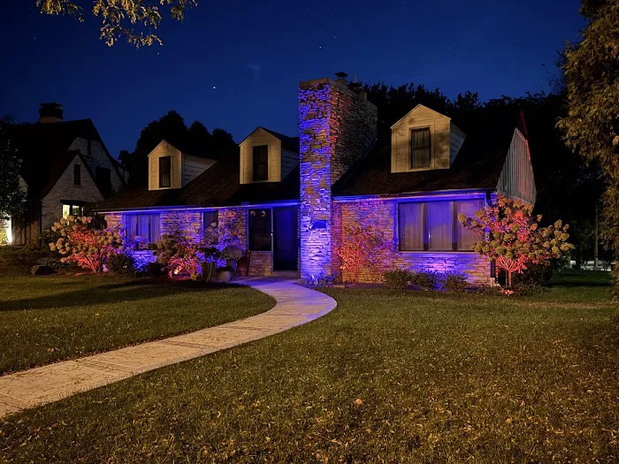 Night Owl Landscape Lighting Picture 5