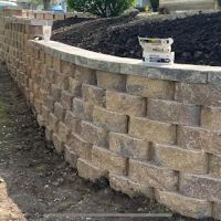 Roger Landscaping and Lawn and Paver Services ico