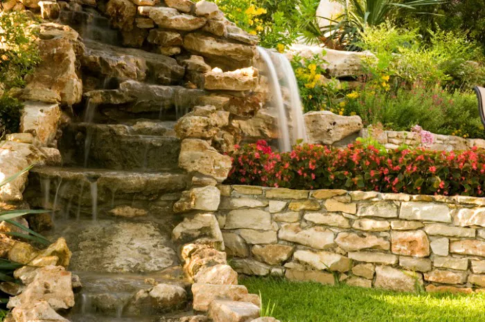 Champaign Lawn Care & Landscaping Services Picture 3