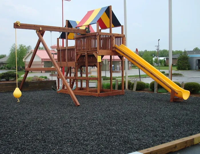 Clark's Cutting Edge Inc. Picture 2