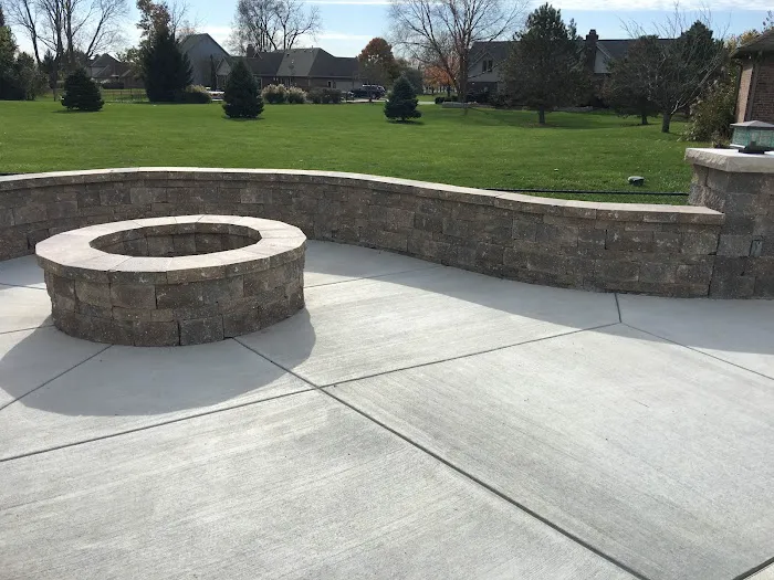Exterior View Inc. Picture 1