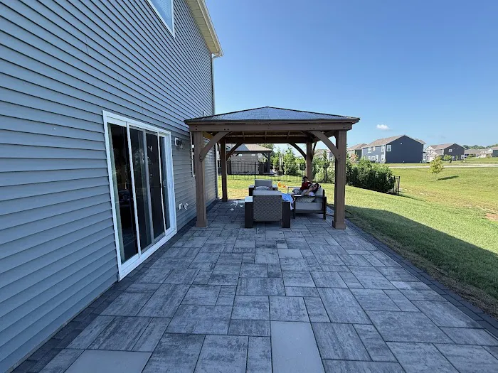Platinum Deck and Patio Picture 7