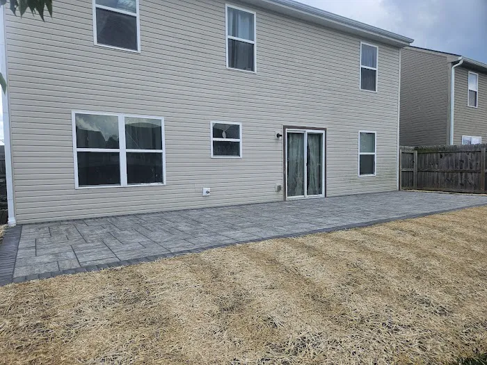 Platinum Deck and Patio Picture 3