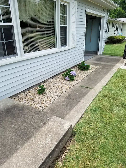 Nelson's Lawn Care Picture 10