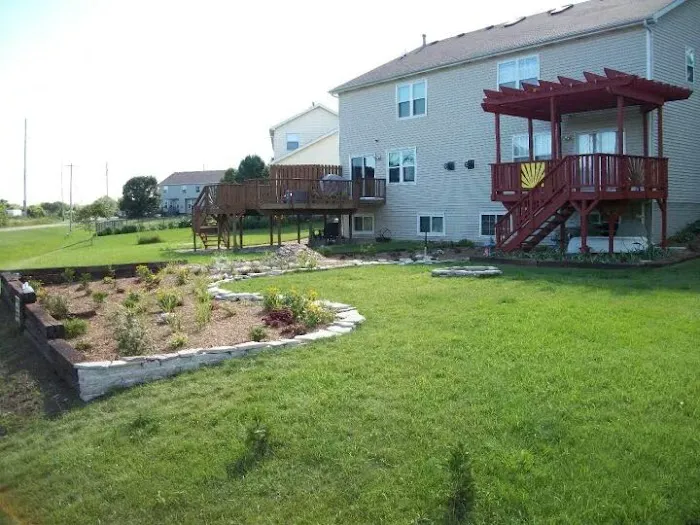 Stone Hill Landscaping Picture 7