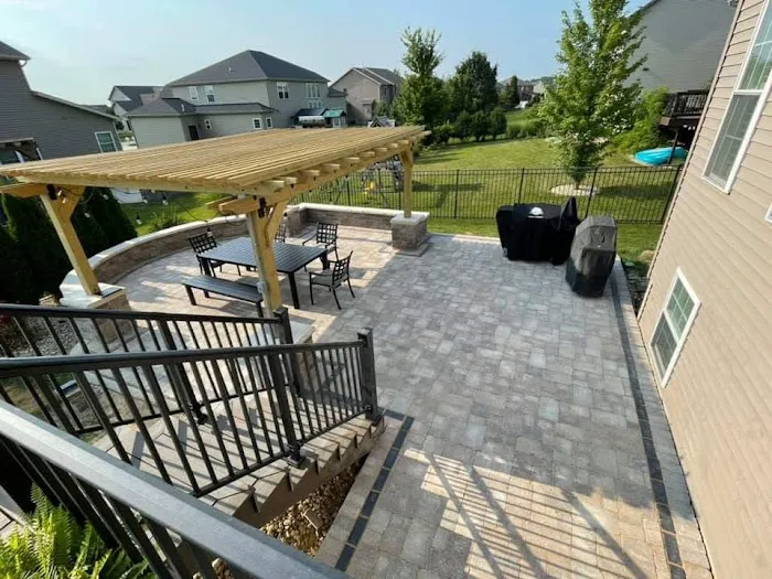 Changing Seasons Lawn and Landscape Inc Picture 10