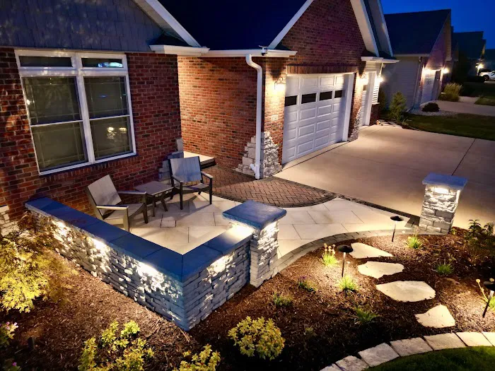 Mobeck Lawn & Landscape Picture 7