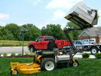 Brad's Lawn Care Corp. Picture 6
