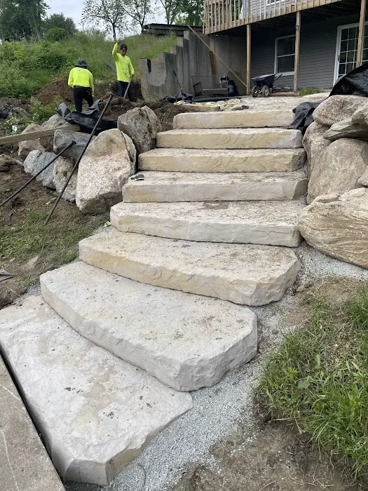 Grand Designs Landscaping & Hardscaping LLC Picture 1