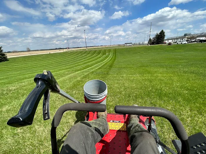 V&C Lawn Care Services Picture 3