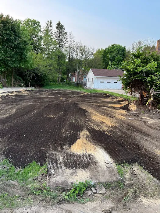 Focus Vision Landscaping and Hauling Picture 9
