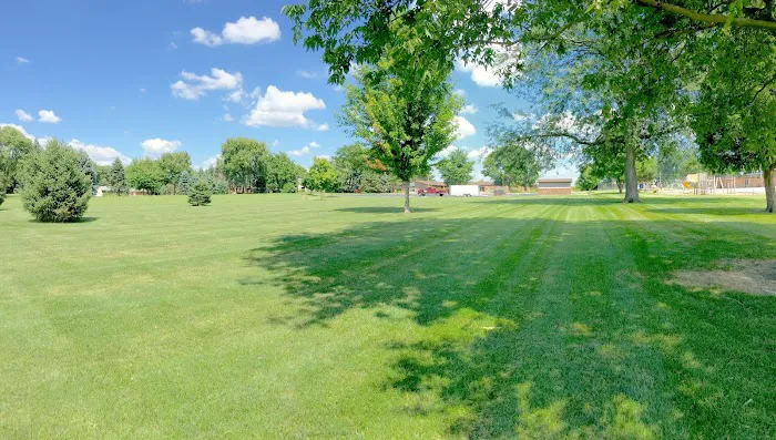 Big Bear Lawn Care Picture 3