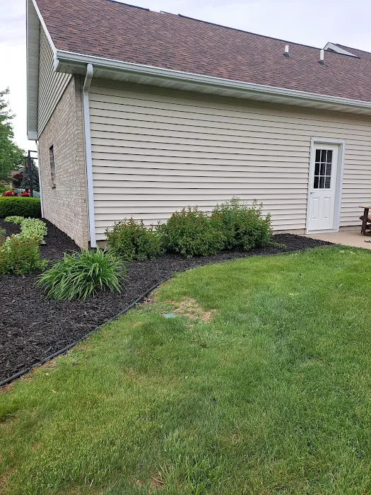 P & T Peppers Lawn Care Picture 3