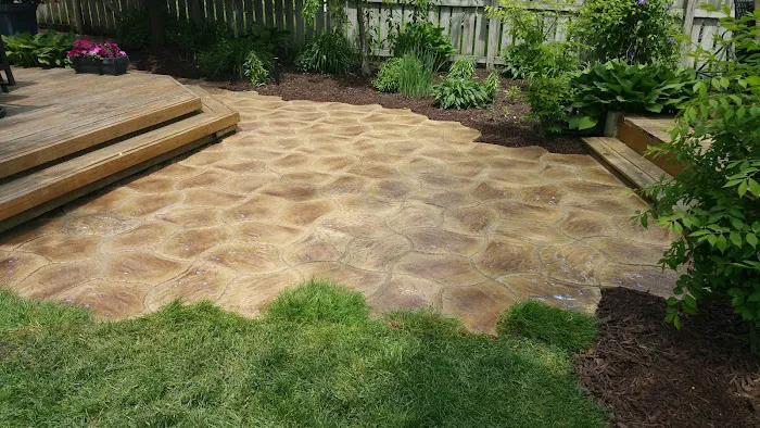 Flores Lawn Sprinklers & Landscaping Picture 10