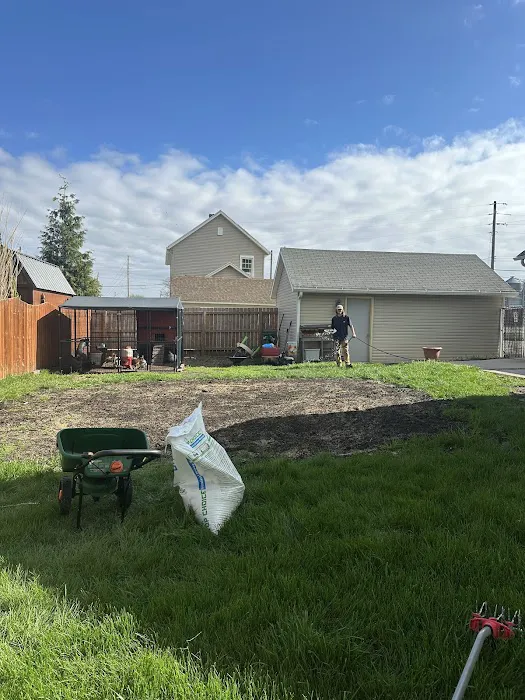 Holke Lawn & Landscape Picture 6