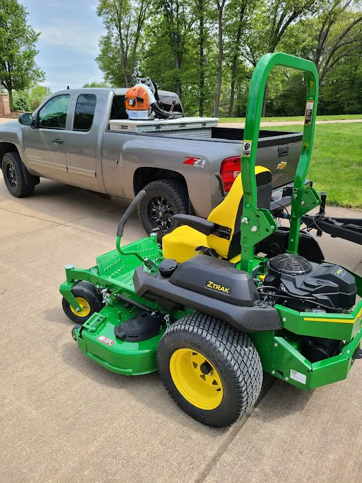 A Cut Above Lawn and Landscaping Services Picture 4