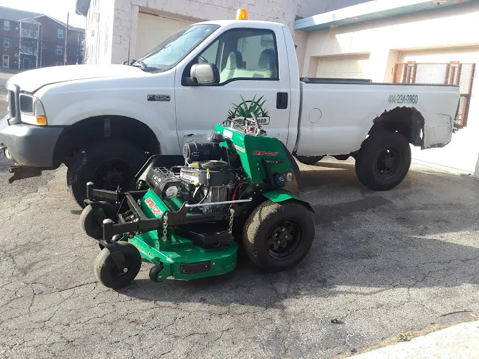 Green to Green Lawn Care LLC Picture 2