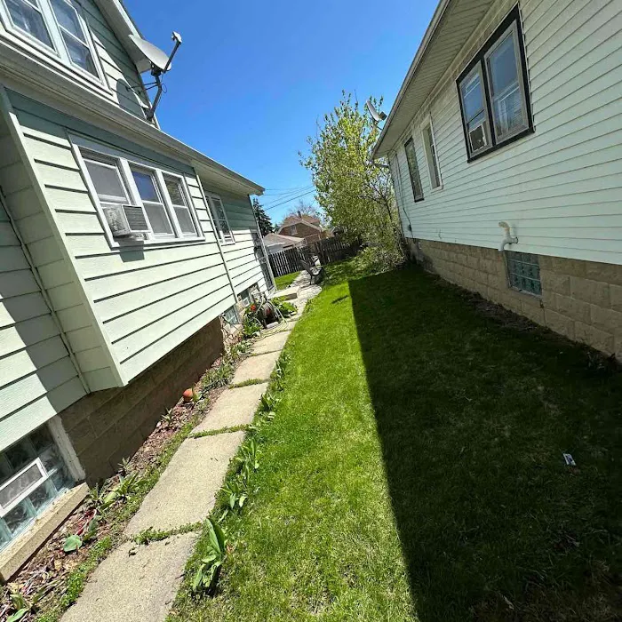 LawnStarter Picture 5