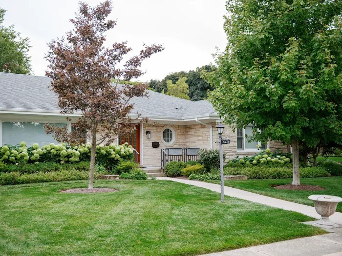 Greenwise Organic Lawn Care of Milwaukee Picture 9
