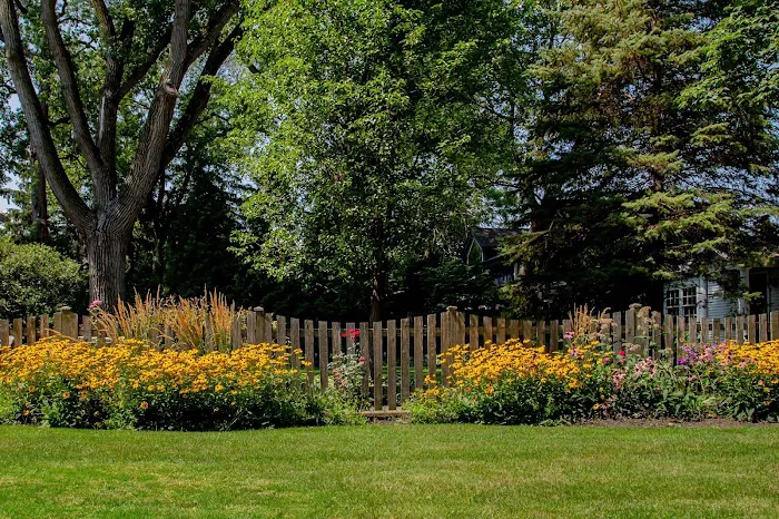 Greenwise Organic Lawn Care of Milwaukee Picture 1