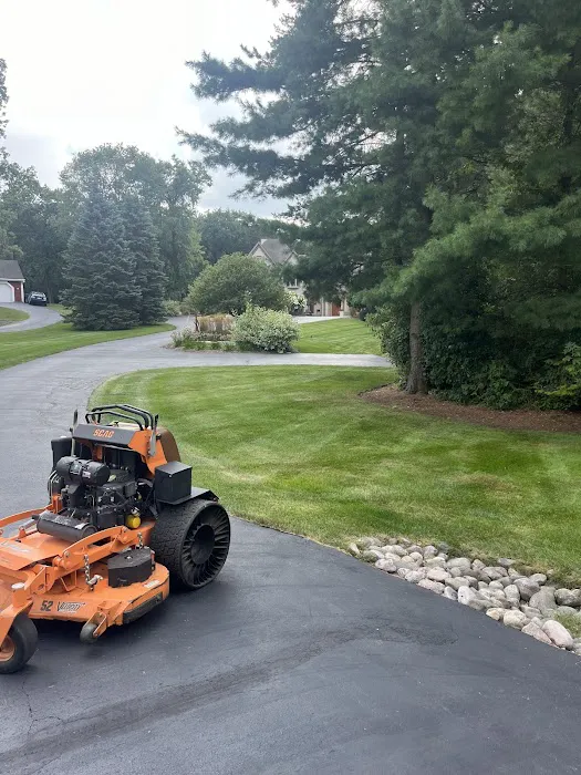 D&D Lawnscapes LLC Picture 1
