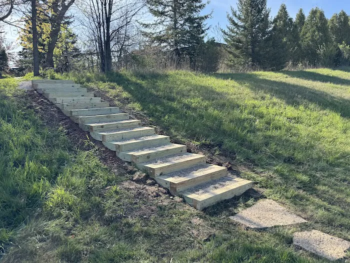 Discovery Outdoor Services Picture 5