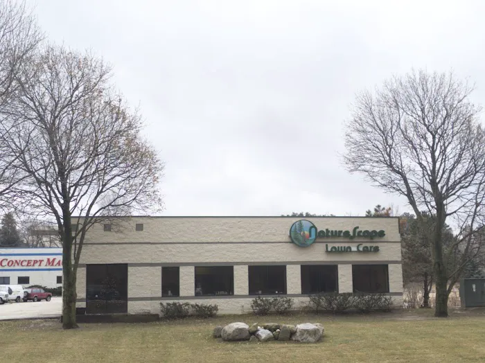 Naturescape Lawn and Landscape Care Picture 3