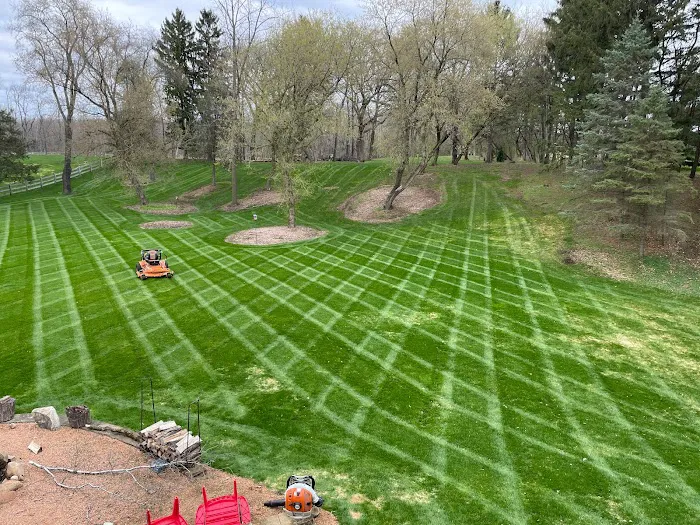 Aristotle Yardscapes LLC Picture 9