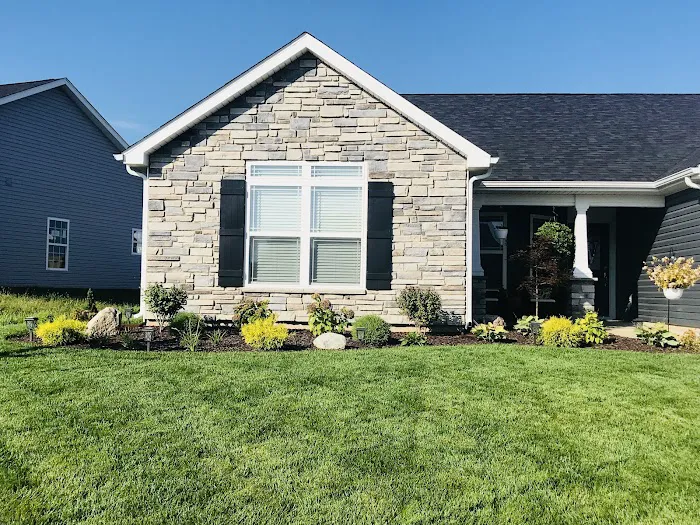 Exterior View Inc Picture 4