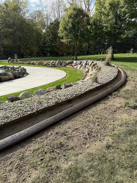 Alternative Edge Landscaping Picture 3